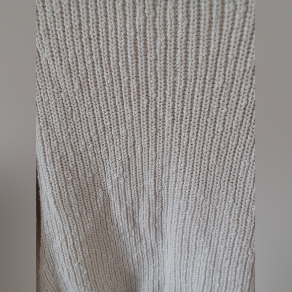 🆕️NWT AE Cropped Cardigan in 'Cream', Size Medium - Picture 11 of 14